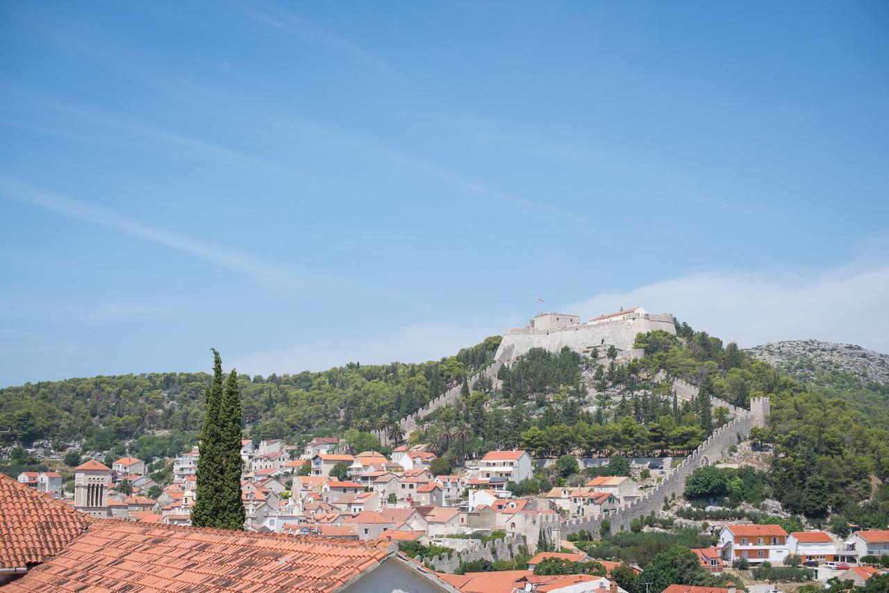 Central, Spacious, Great View Hvar Town Luaran gambar