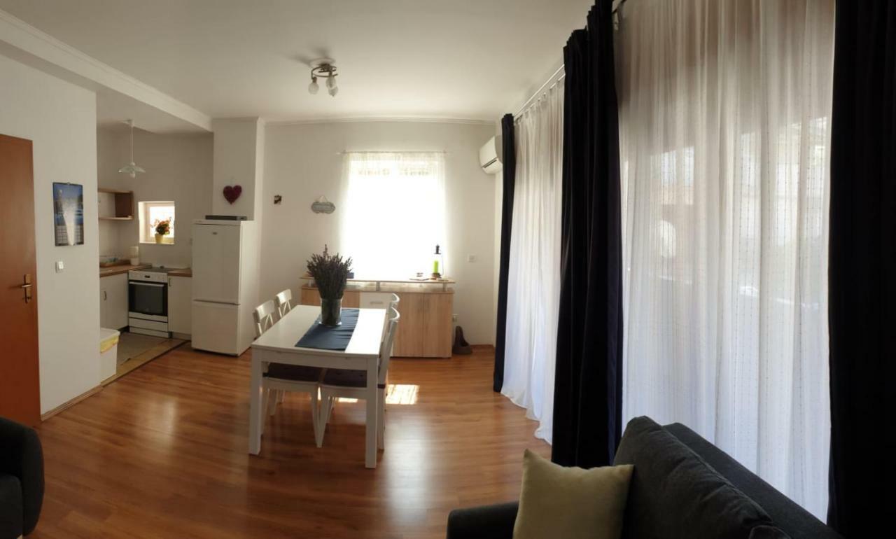 Central, Spacious, Great View Hvar Town Luaran gambar